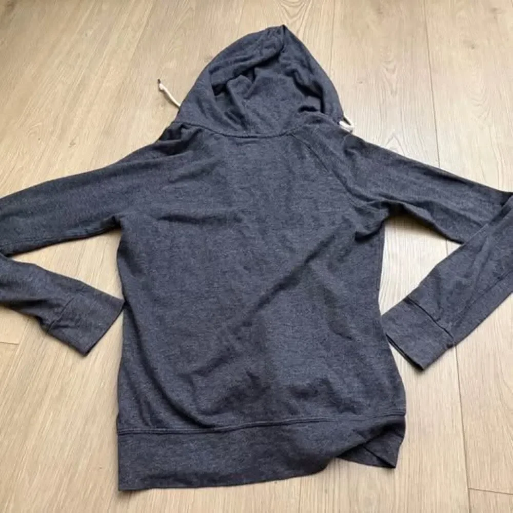 Nike women’s size small Full-Zip Hoodie - soft thin cotton